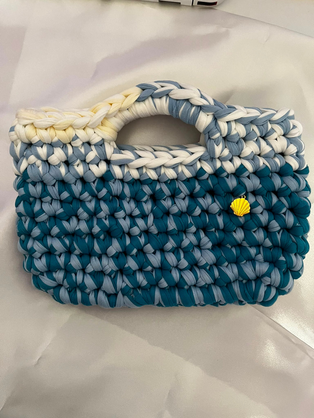 Hand bag media all'uncinetto personalizzabile