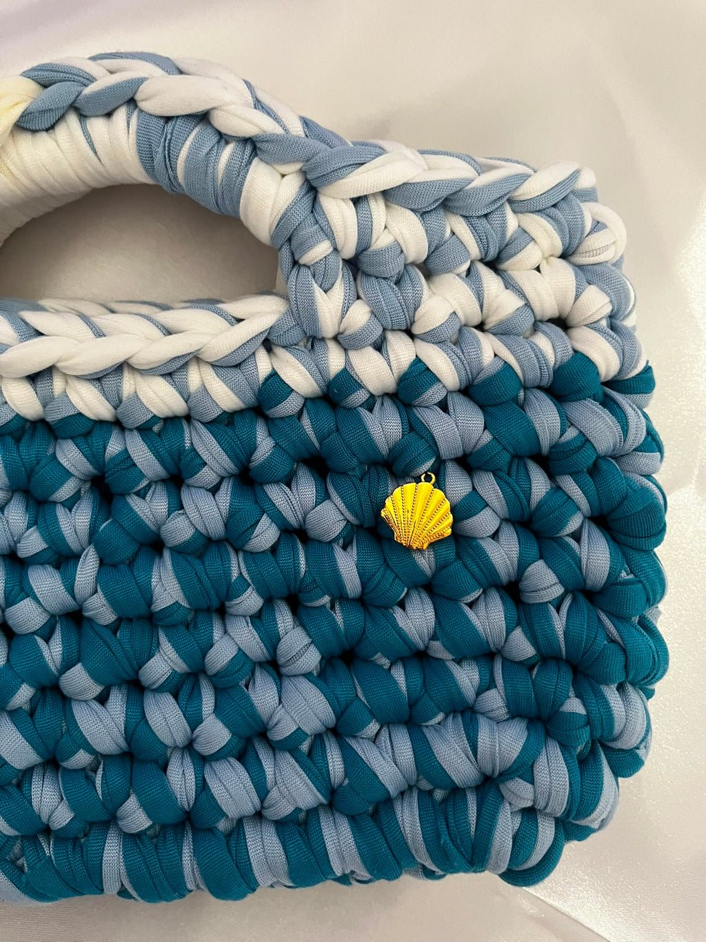 Hand bag media all'uncinetto personalizzabile